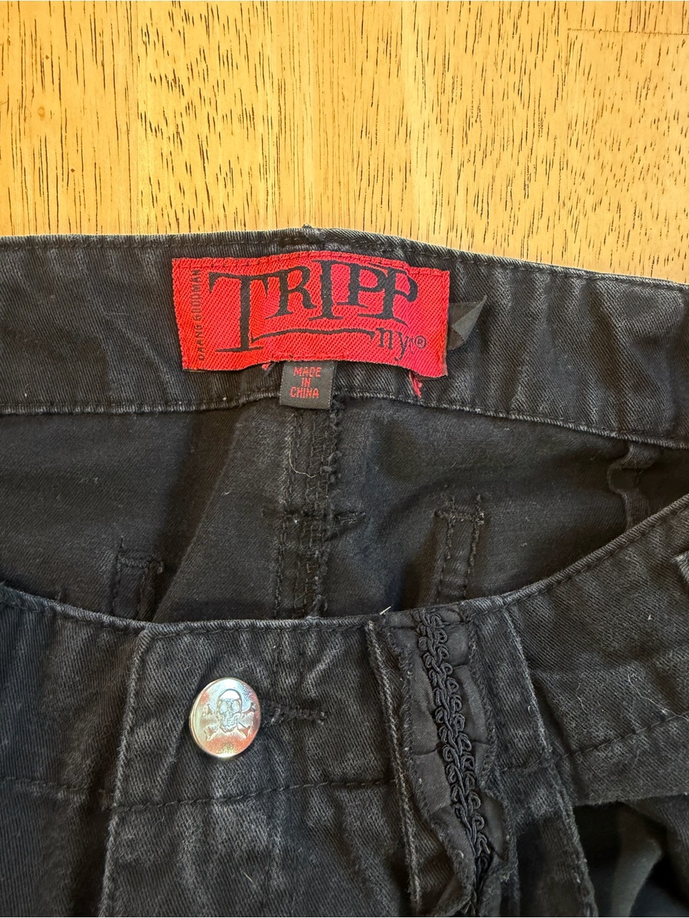 Tripp NYC Black Lace-Up Pants - Picture 3 of 15